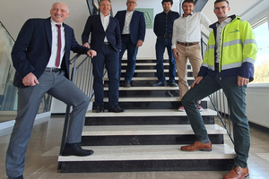  1 Rohrdorfer is delighted to have received funding for the pilot project. From left to right: Mike Edelmann, Managing Director of the Group, Dr. Christopher Ehrenberg, Technical Director of the Cement Division, Dr. Helmut Leibinger, Head of the Net Zero Emission Team, and the three project members Dr. Florian Wesenauer, Dennis Pemsel and Dr. Simon Breuer 