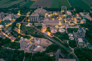  5 Aerial view on the Lägerdorf cement plant 
