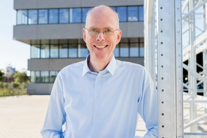  5 “It is in our hands to shape the industry of tomorrow, in a decarbonised way, fully part of a circular economy and for the benefit of people.“  