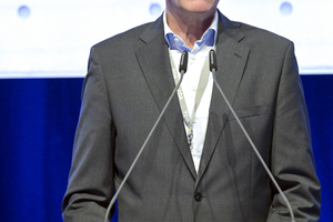  1 Christian Knell, President of VDZ 