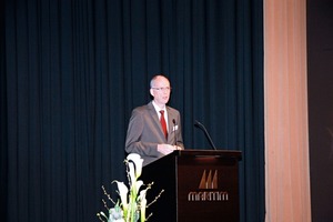  3 Bernward Goedecke introduced the ­speakers 