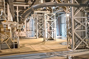  7 The new burner platform with a view towards the burner/kiln hood 